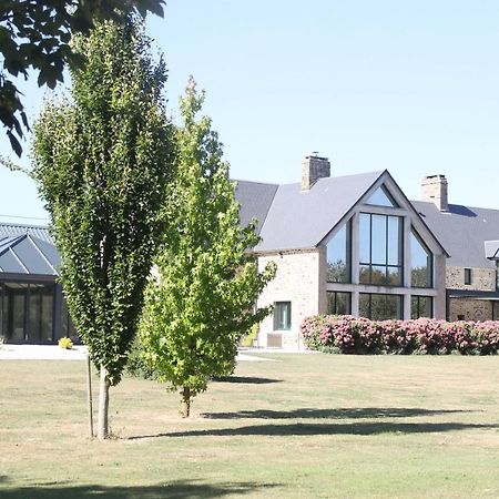 Domaine du Jardin  Chambres d'hôtes Saint-Jean-de-la-Haize Exterior foto