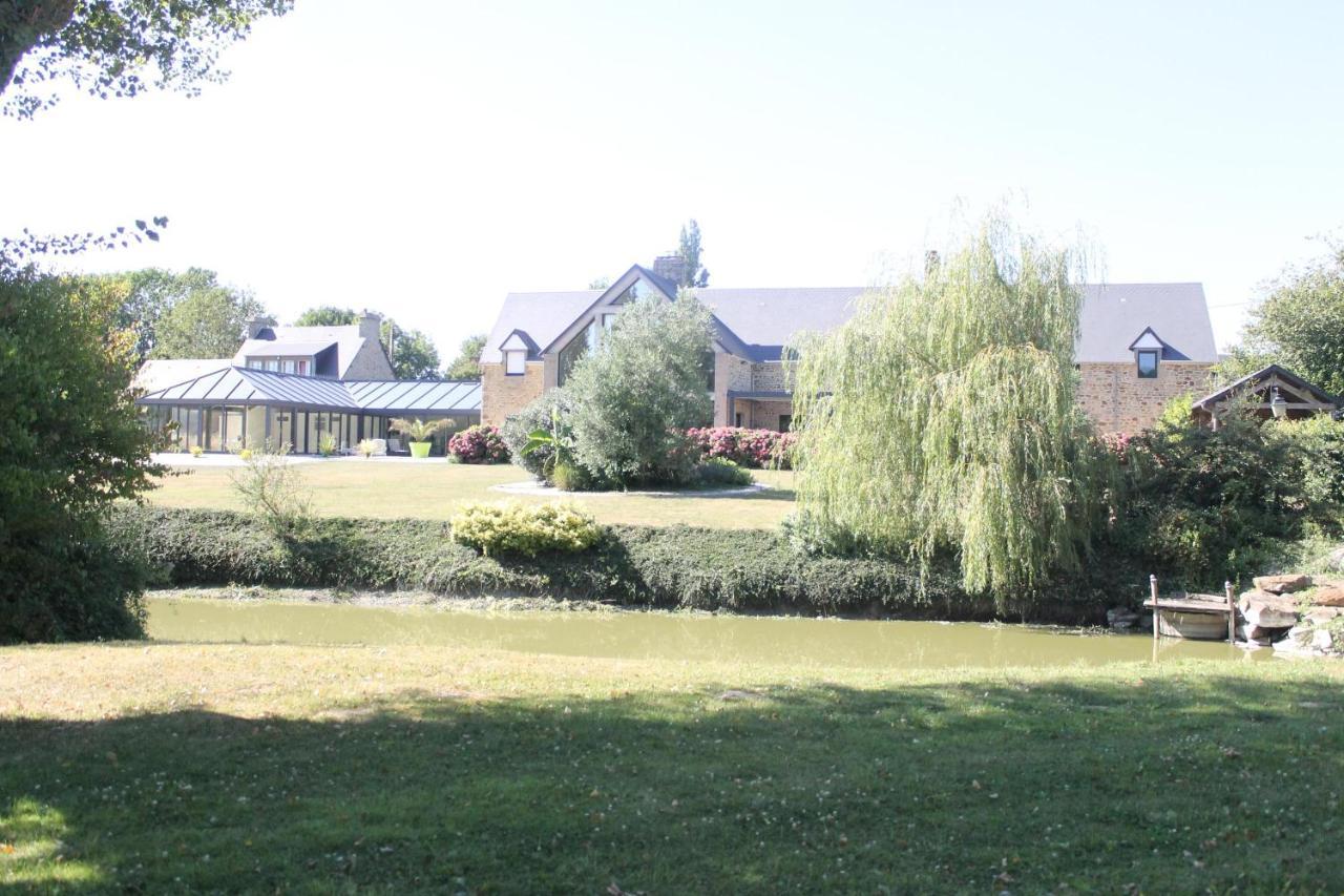 Domaine du Jardin  Chambres d'hôtes Saint-Jean-de-la-Haize Exterior foto