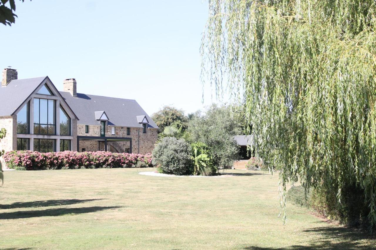 Domaine du Jardin  Chambres d'hôtes Saint-Jean-de-la-Haize Exterior foto